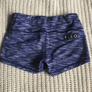 Fleo Shorts Size S